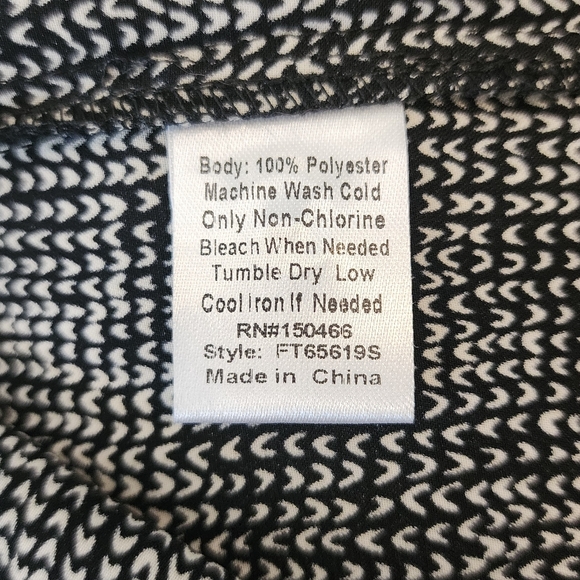 Worn Once-Luxurious Black & Cream Blouse!!💋❣️ - Picture 9 of 10